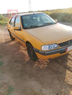 Peugeot 405
